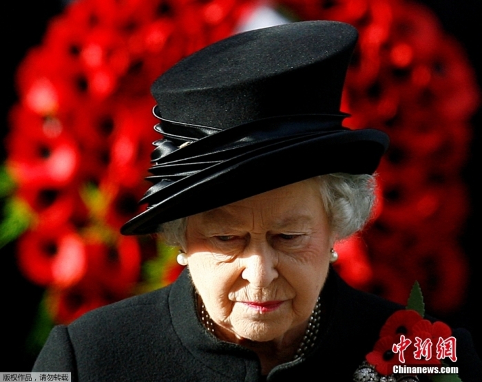 当地时间9月8日，英国女王伊丽莎白二世在苏格兰巴尔莫勒尔城堡去世，享年96岁。资料图为英国女王伊丽莎白二 ...